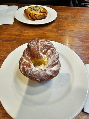 The vegan apple pastrt at Kanniston Leipomo - Yliopistonkatu in Helsinki