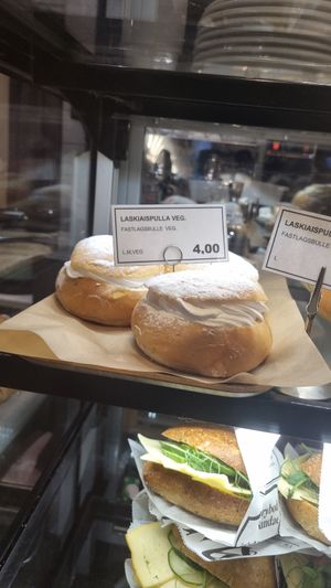 vegan laskiaispulla (sweet bun with oat whipped cream) at Kanniston Leipomo - Yliopistonkatu in Helsinki