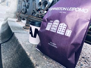 Nice bag and coffee mug at Kanniston Leipomo - Yliopistonkatu in Helsinki