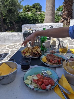 Food at Allas Souvlaki & More in Paros