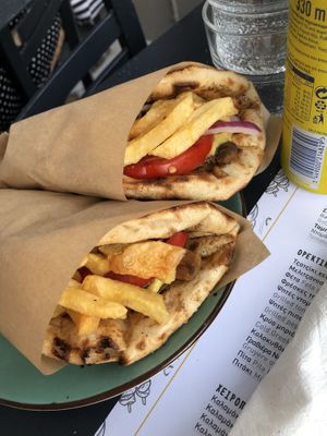 Vegan gyros at Allas Souvlaki & More in Paros
