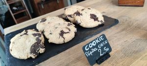 Cookies at Sunday's Coffee in Paris