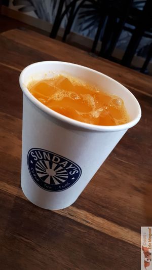 Organic orange juice at Sunday's Coffee in Paris