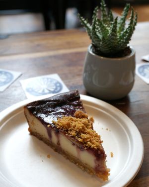 Cheesecake at Sunday's Coffee in Paris