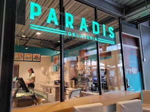  at Paradis - Mathallen in Oslo