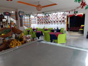 Lindo ambiente at Veggicano Plant Based in Mexico City