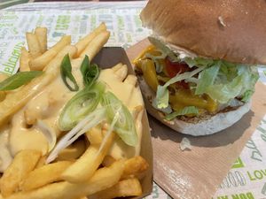 Sehr lecker  at Vedang - green burger | Alexa in Berlin