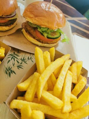  at Vedang - green burger | Alexa in Berlin