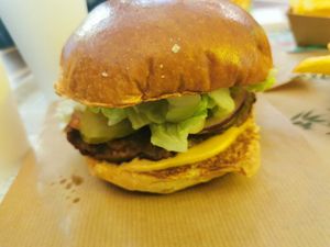  at Vedang - green burger | Alexa in Berlin