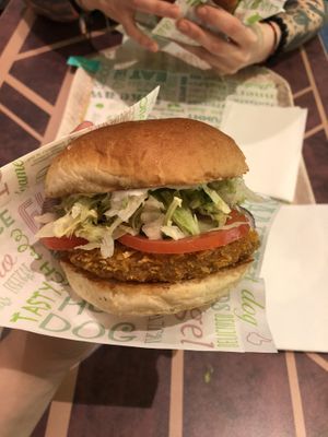Chicken burger at Vedang - green burger | Alexa in Berlin