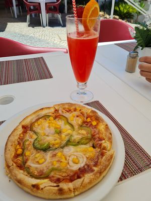  at Senhor Frog's in Albufeira