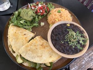 I asked for the vegan quesadilla with veggies instead of the plant-based chickun or beyond beef  at Pepe's Cantina in Winter Park