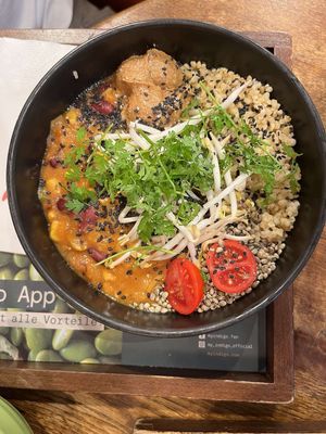African Peanut bowl  at my indigo in Pasching