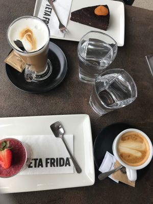Vegan cheesecake, raw sacher cake and coffee with coconut milk at Teta Frida in Koper