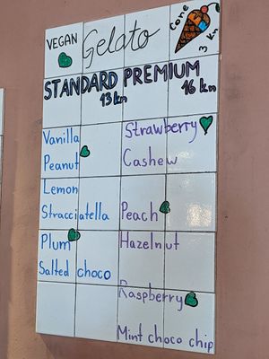 Vegan gelatos marked with green hearts at Melt Cafe in Zagreb