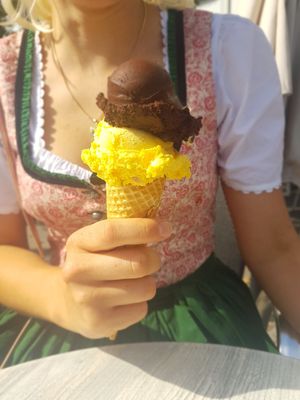 Vegan Ice Cream at Espresso and Gelato in Germering