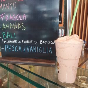 Peach and vanilla granita at Delizie Bolognesi in Bologna