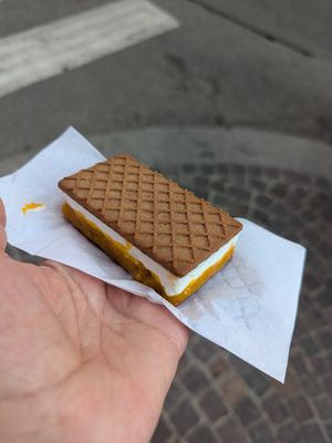 Mango and coconut gelato "sandwich" at Delizie Bolognesi in Bologna