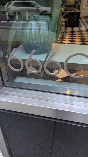  at Le Botaniste - GCE in New York City