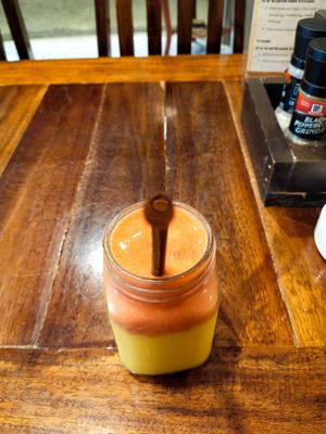 Mango berry smoothie at Two Sister  in Koh Samui