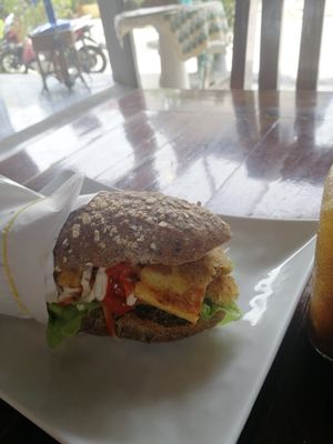 Vegan Vietnamese banh-mi at Two Sister  in Koh Samui