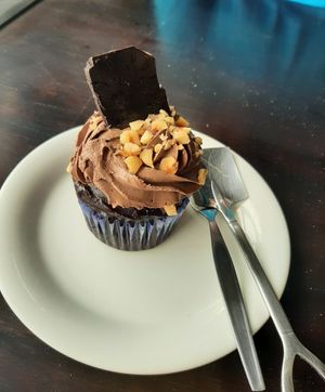 Ferrero Rocher Cupcake. 10/10 at Two Sister  in Koh Samui