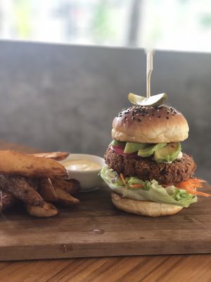 Burger vegan at Unni's in Phuket