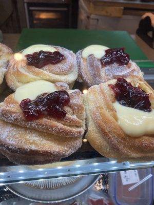 Vanilla custard and black currant jam cruffins at Black Rabbit in Edinburgh