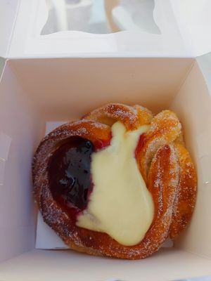 Blackcurrant jam & custard cruffin at Black Rabbit in Edinburgh