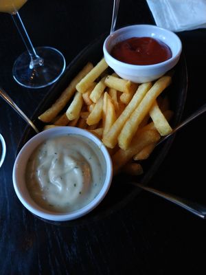 French fries at Kivi Paber Käärid in Tallinn