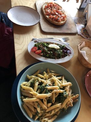 Bruscetta, tabuleh, spinat pasta  at Sarah's Mediterranean Secret in Heringsdorf