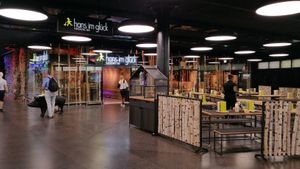 "Outdoor" seating in underpass at Hans im Glück in Bern