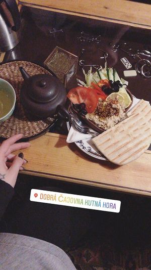 hummus at Dobrá Cajovna in Kutna Hora