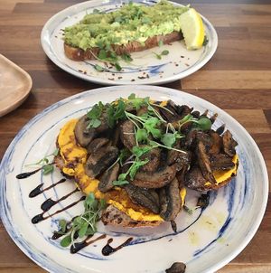 Vegan avo toast & vegan hummus & mushroom toast at The Fix Specialty Coffee in Madrid
