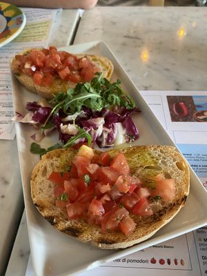Bruschetta con ottimo olio  at Rossopomodoro - Santa Lucia in Venice