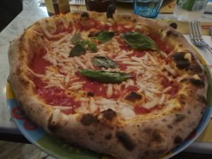 Vegan margherita at Rossopomodoro - Santa Lucia in Venice