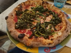 Vegan margherita with friarielli at Rossopomodoro - Santa Lucia in Venice