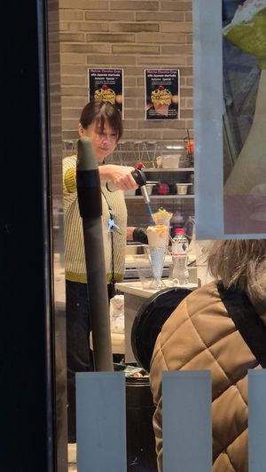  at Mimi's Crepes in Hamburg