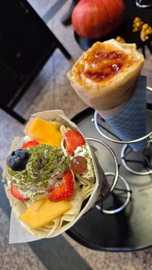  at Mimi's Crepes in Hamburg