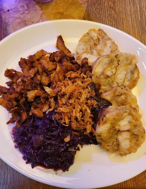 seitan roast with dumplings and red cabbage at Maitrea in Prague