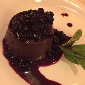 vegan dessert at Maitrea in Prague