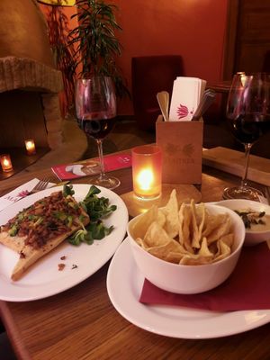 tempeh bruschetta and hummus with nachos at Maitrea in Prague