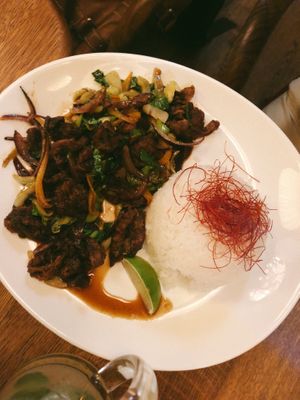 Seitan, amazing texture and flavour at Maitrea in Prague