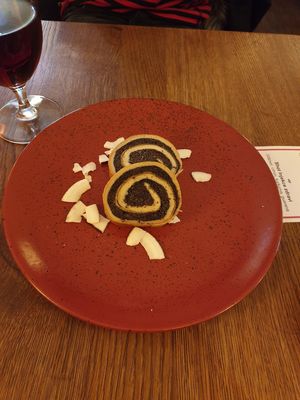 Poppy seed dessert roll at Maitrea in Prague