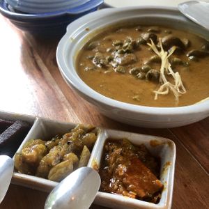 Khum Mattar Curry at Fabcafe in Amritsar