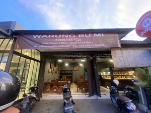 Outside of the shop  at Bu Mi in Canggu