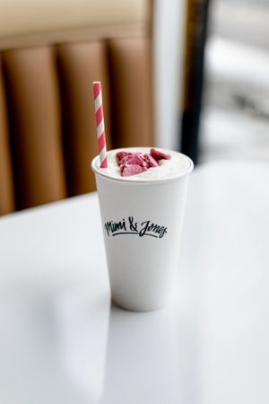 Milkshake au gâteau au fromage at Mimi & Jones in Montreal