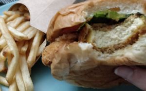 Jones burger, the best burger at Mimi & Jones in Montreal