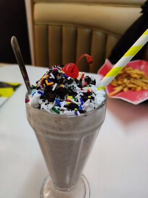 Milkshake oréo (9,75$) at Mimi & Jones in Montreal