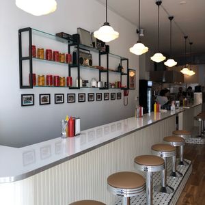 Mimi & Jones at Mimi & Jones in Montreal